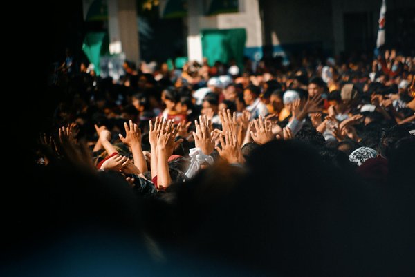 Les Vérités Cachées du Financement du Service Public : Démystifiez les Mythes